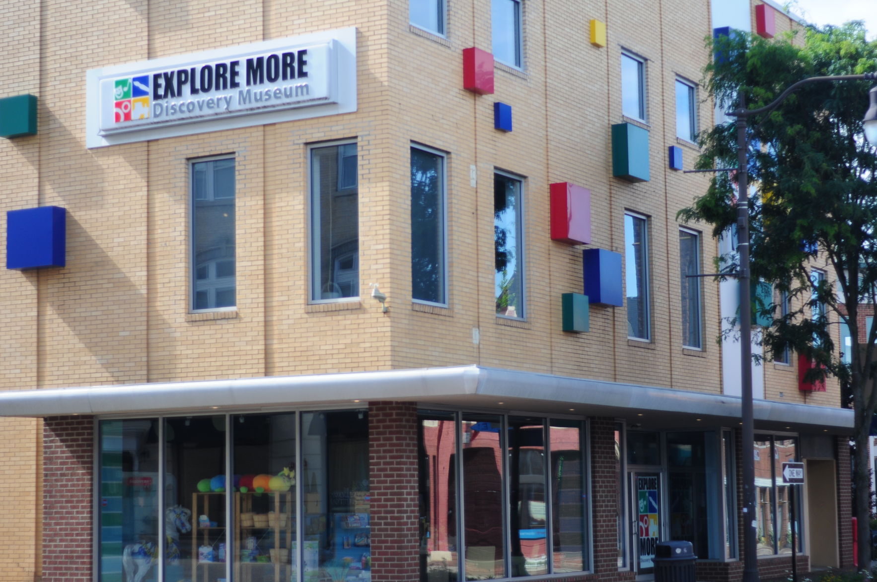 Explore More Discovery Museum front